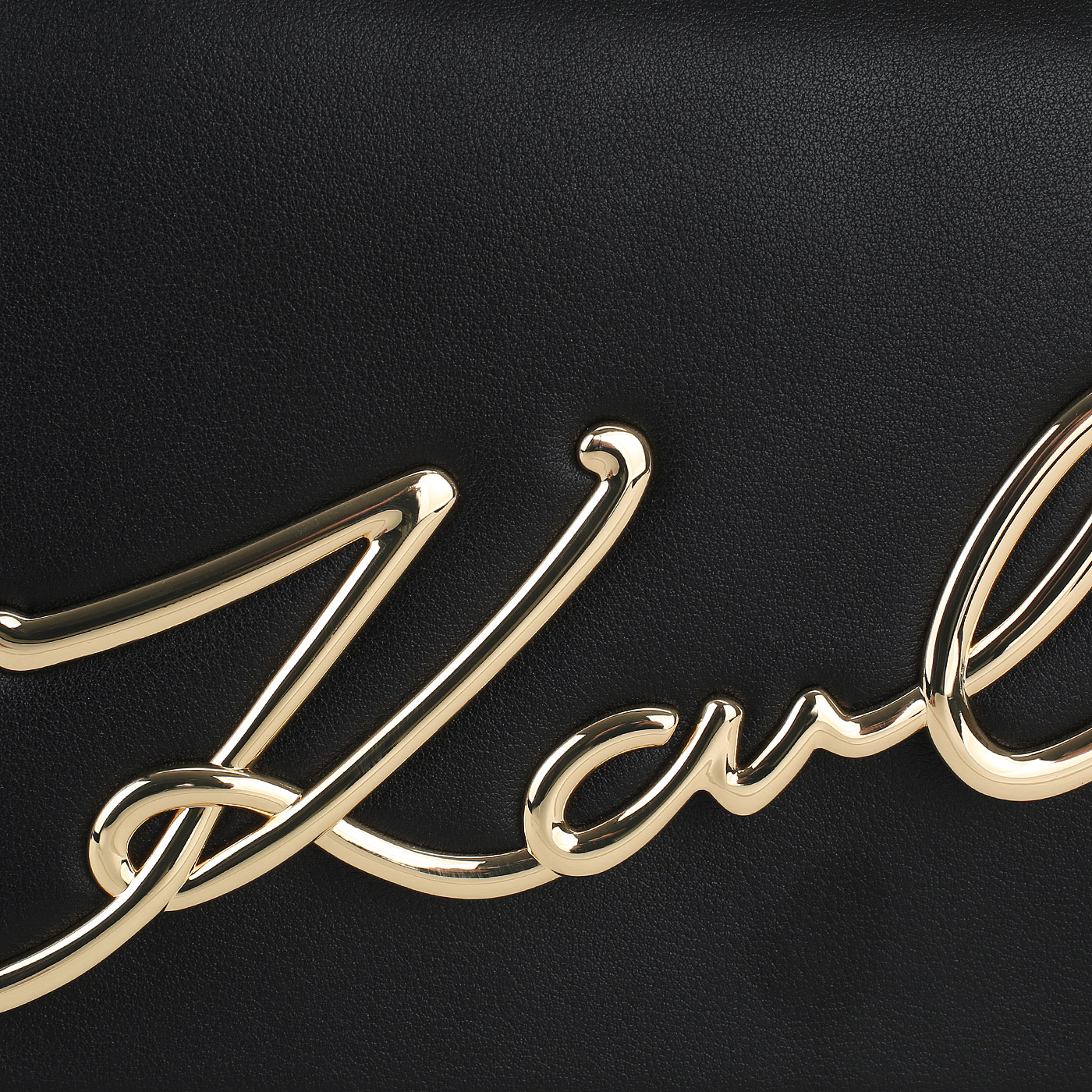 Кожаная сумка Karl Lagerfeld Signature