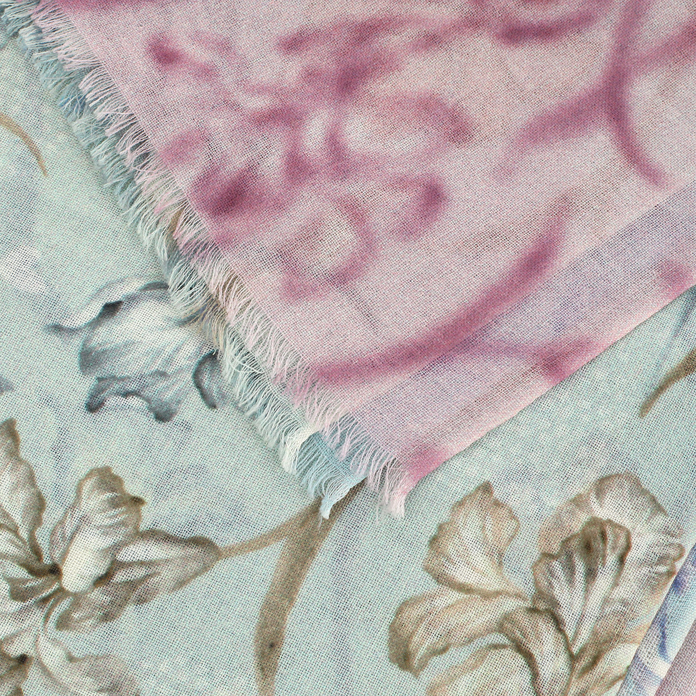 Палантин с цветочным принтом Dispacci 