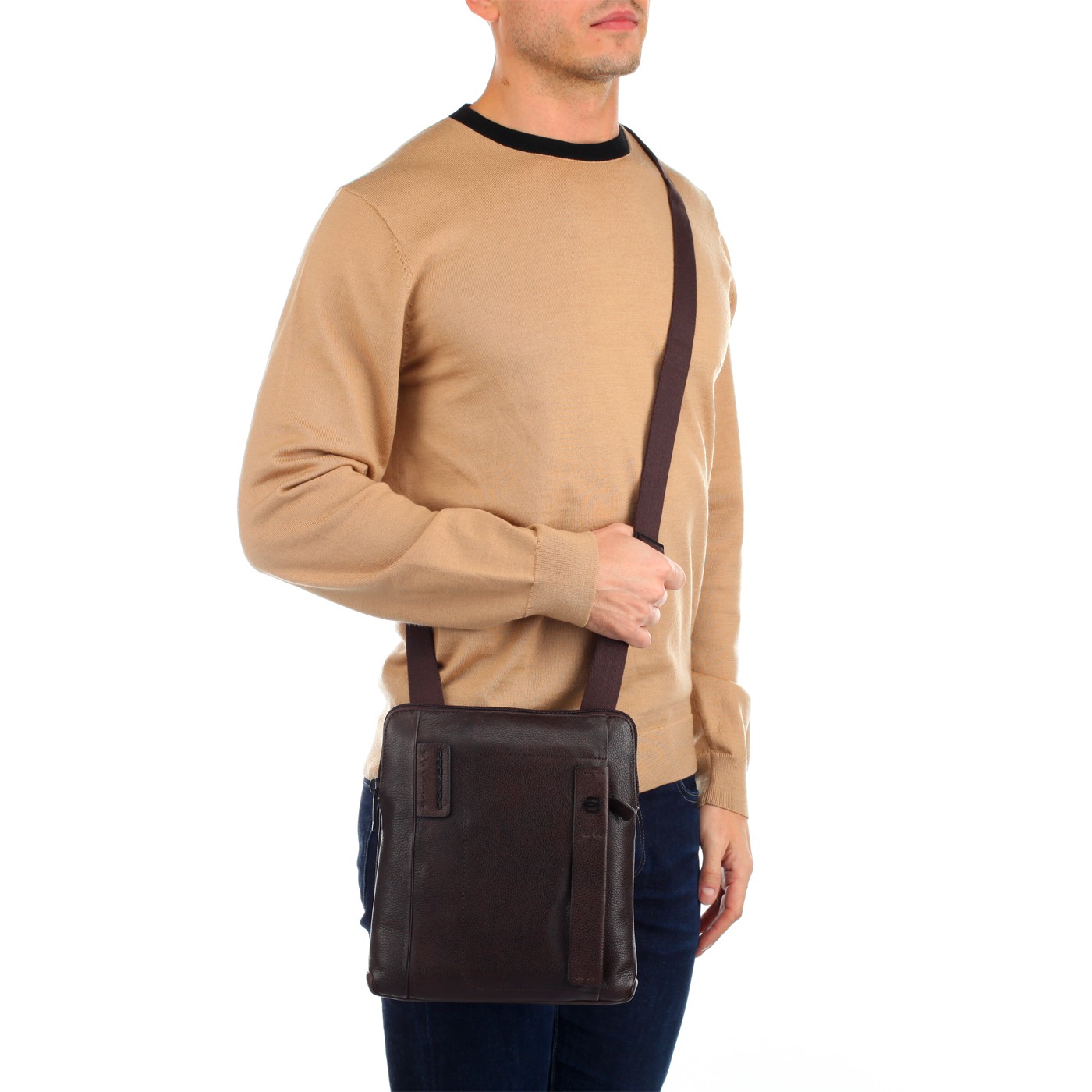 Мужская сумка-планшет из коричневой кожи Piquadro Plus